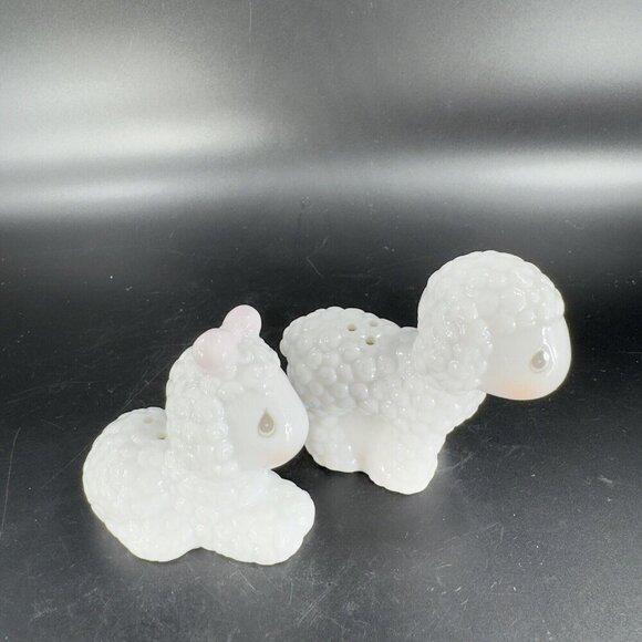 1996 Prescious Moments Noahs Ark Lamb Sheep Salt and Pepper Shaker Set 2 Ceramic - Picture 16 of 16